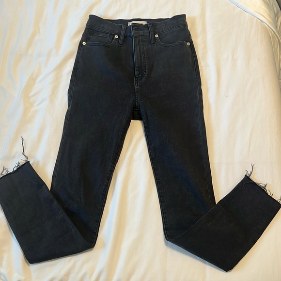 Jeans - Picture 1 of 3